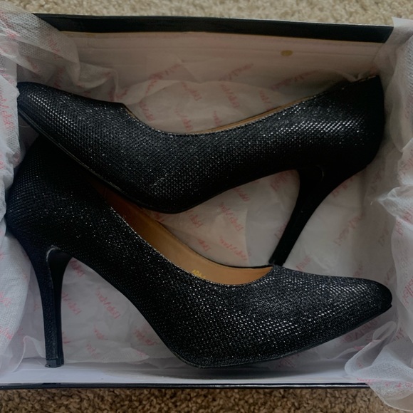 Bella Marie black heels - Picture 15 of 16